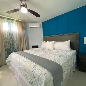  Apartment Sandcastles A19 Jamaica