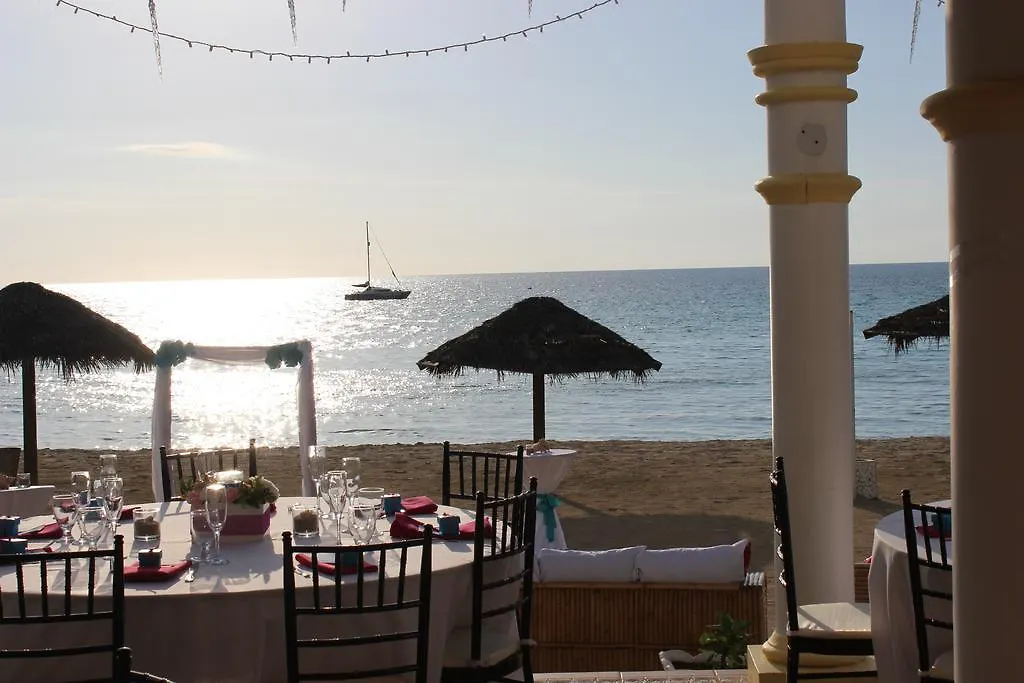 Beachcomber Club Resort Negril 3*,  Jamaica